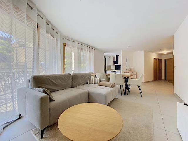 Location Appartement 4 pièces 89.15 m2 Evian les Bains