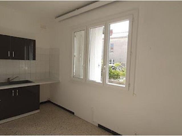 Location Appartement 4 pièces 89 m2 Bessèges