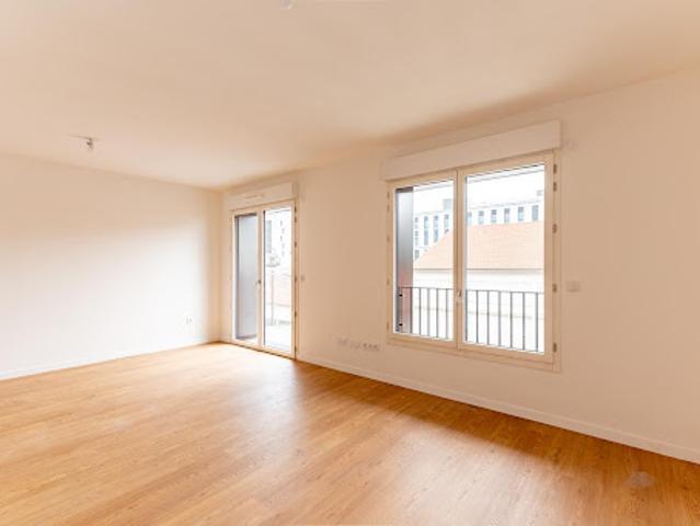 Location Appartement 4 pièces 89 m2 Saint Denis