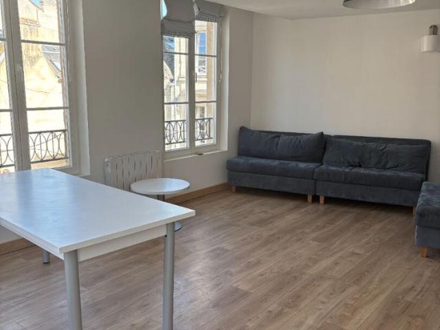 Location Appartement 4 pièces 89m²