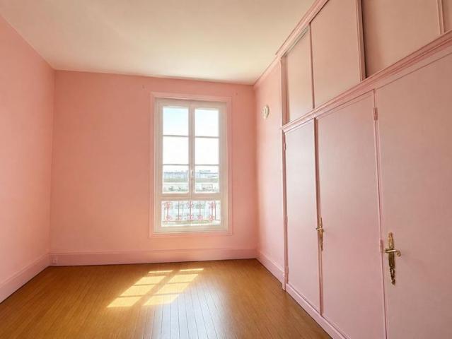 Location Appartement 4 pièces 89m² LA ROCHELLE 17000