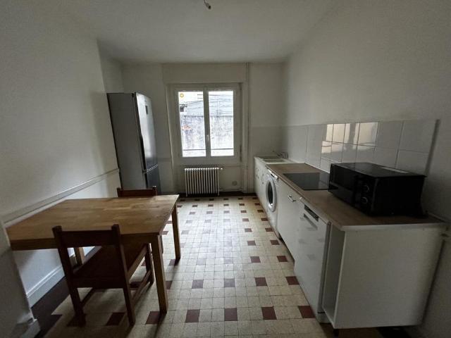 Location Appartement 4 pièces 89m² LE CREUSOT 71200