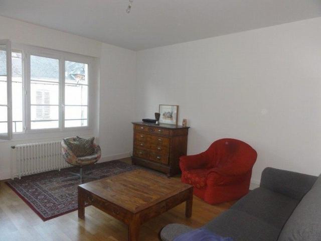 Location Appartement 4 pièces 89m² LE CREUSOT 71200