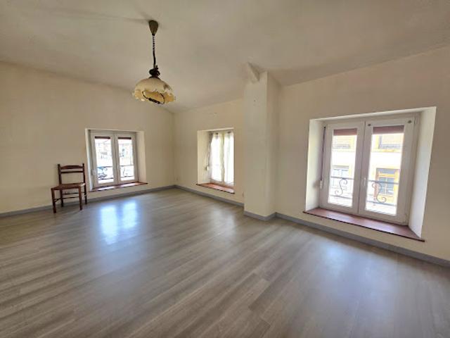 Location Appartement 4 pièces 93.65 m2 Ronchamp