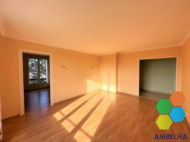 Location Appartement 4 pièces 93.39 m2 Tours