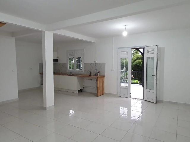 Location Appartement 4 pièces 93 m2 à Saint Joseph