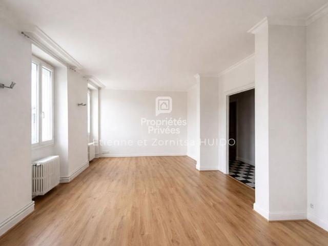 Location Appartement 4 pièces 93m² CHATEAUROUX 36000