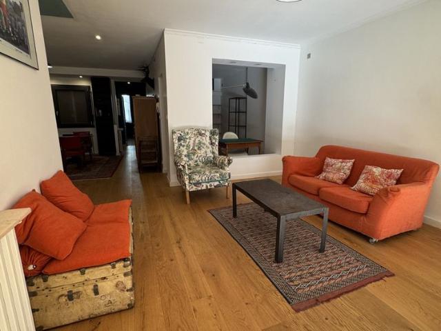 Location Appartement 4 pièces 93m² BORDEAUX 33000