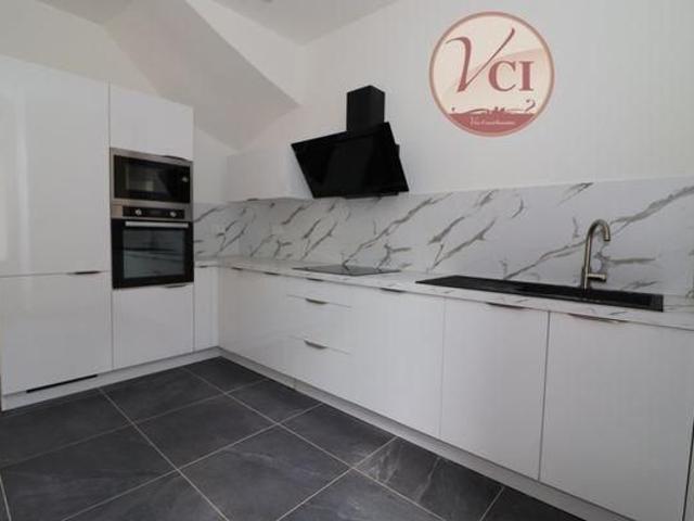 Location Appartement 4 pièces 93m² VICHY 03200
