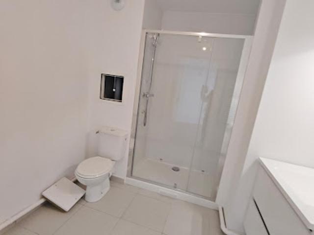 Location Appartement 4 pièces 90 m2 Colombes