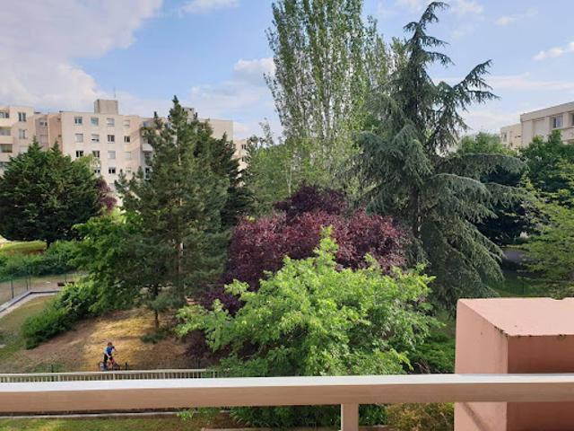 Location Appartement 4 pièces 90 m2 Lyon 7ème