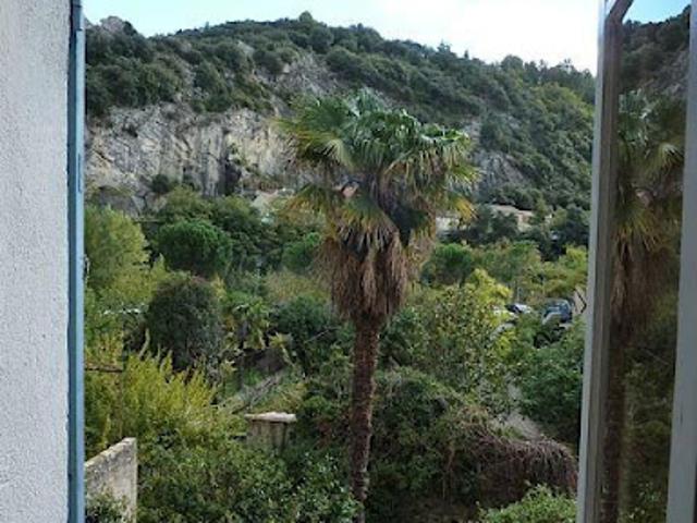 Location Appartement 4 pièces 90 m2 Nyons