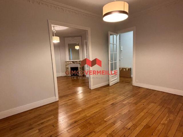 Location Appartement 4 pièces 90m²