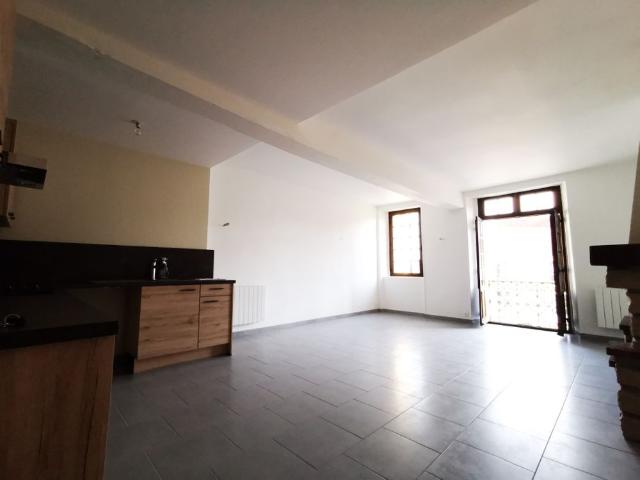 Location Appartement 4 pièces 90m²