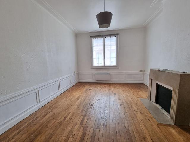 Location Appartement 4 pièces 90m²