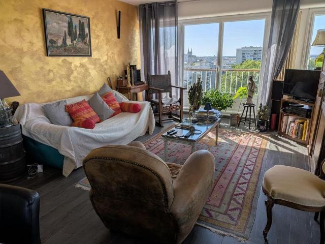 Location Appartement 4 pièces 90m² ANGERS 49100