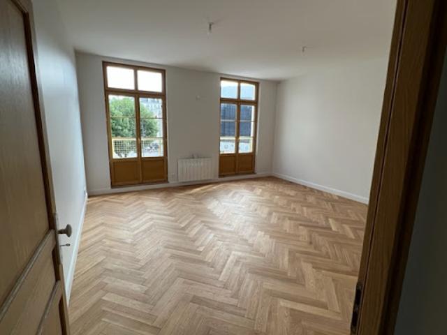 Location Appartement 4 pièces 91.29 m2 Caen