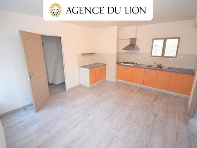 Location Appartement 4 pièces 91 m2 Brezolles