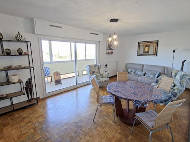 Location Appartement 4 pièces 91 m2 Marseille 9ème