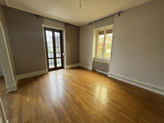 Location Appartement 4 pièces 91m²
