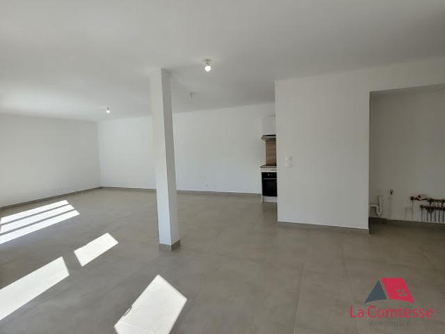 Location Appartement 4 pièces 92.97 m2 Trets