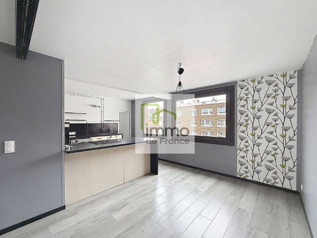 Location appartement 4 pièces 92.18 m² à Lille 59000