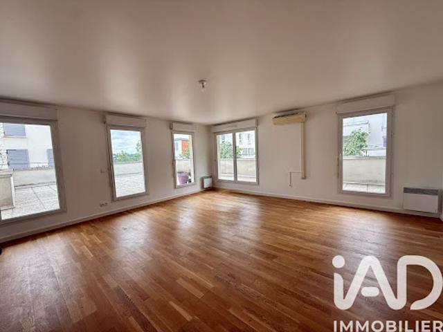 Location Appartement 4 pièces 92 m2 Villemomble