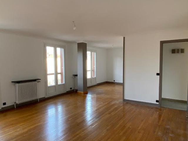Location Appartement 4 pièces 92 m2 Saint Marcellin