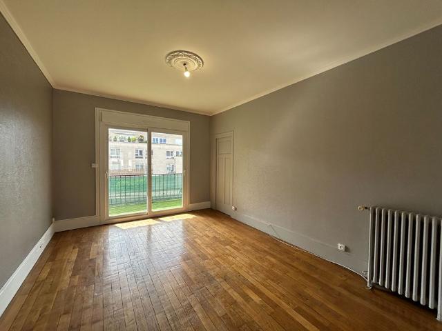 Location Appartement 4 pièces 92m²