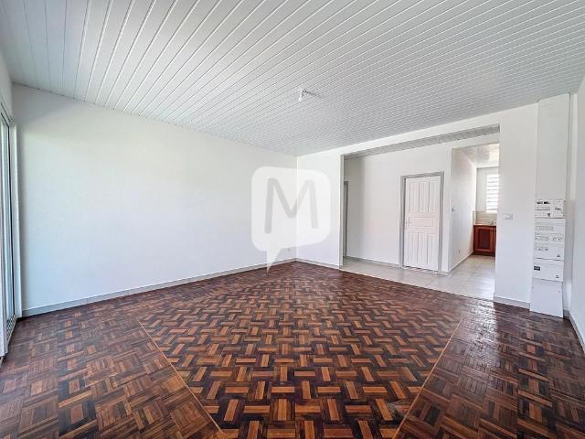 Location Appartement 4 pièces 92m² CAYENNE 97300