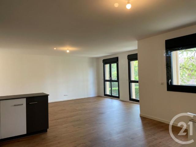 Location Appartement 4 pièces 92m² GIF SUR YVETTE 91190