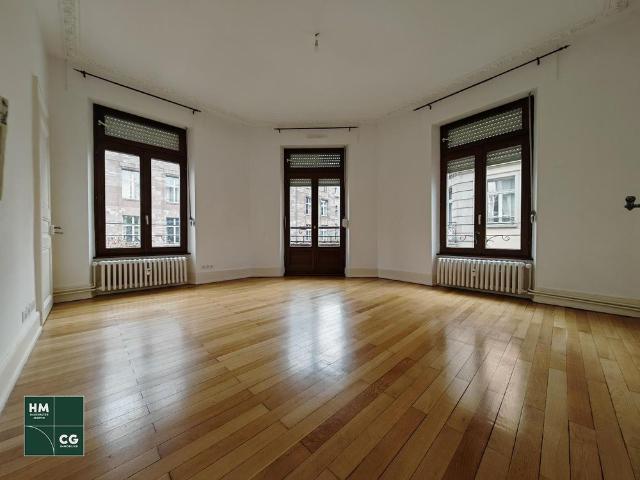 Location Appartement 4 pièces 92m² STRASBOURG 67000