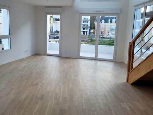 Location Appartement 4 pièces 92m² POISSY 78300