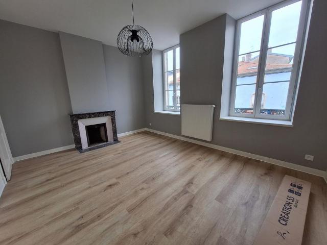 Location Appartement 4 pièces 97m²
