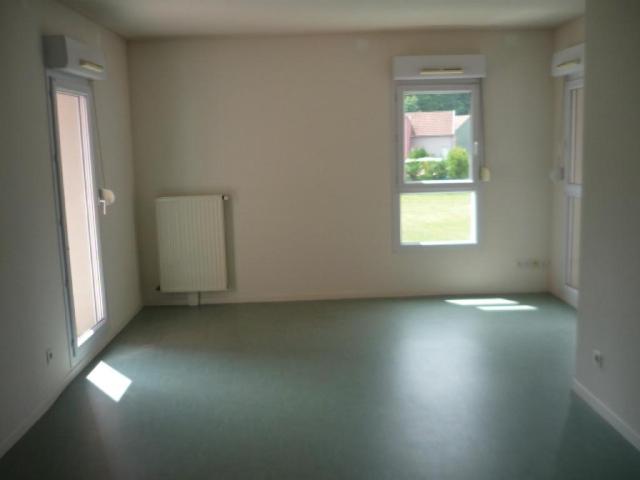 Location: Appartement 4 pièces 94 m2 – VALDOIE