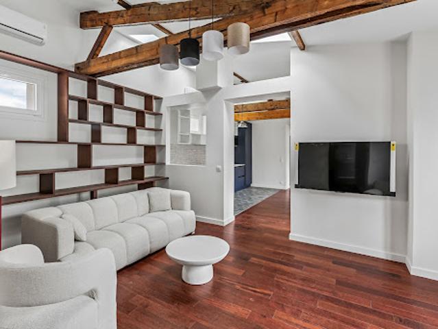 Location Appartement 4 pièces 94 m2 Paris 16ème