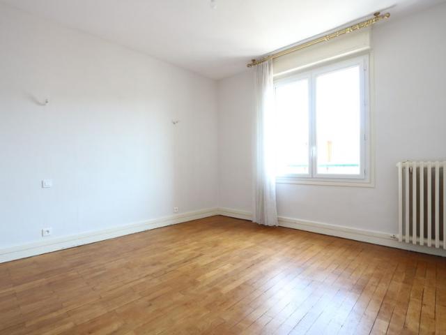 Location Appartement 4 pièces 94m²