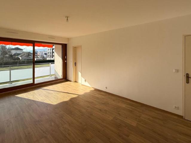 Location Appartement 4 pièces 94m²