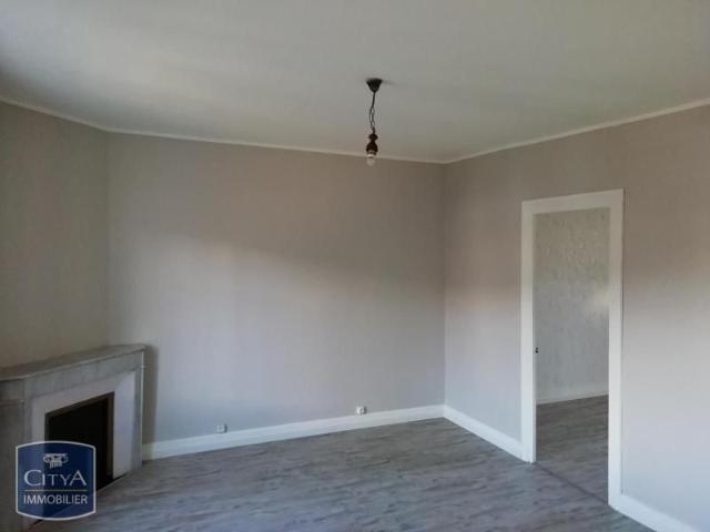 Location Appartement 4 pièces 94m² DUNIERES 43220
