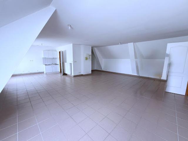 Location Appartement 4 pièces 95.47 m2 Danizy