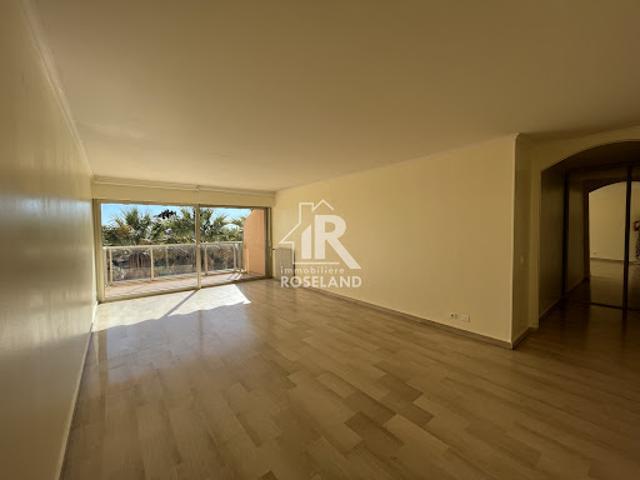 Location Appartement 4 pièces 95.5 m2 Nice