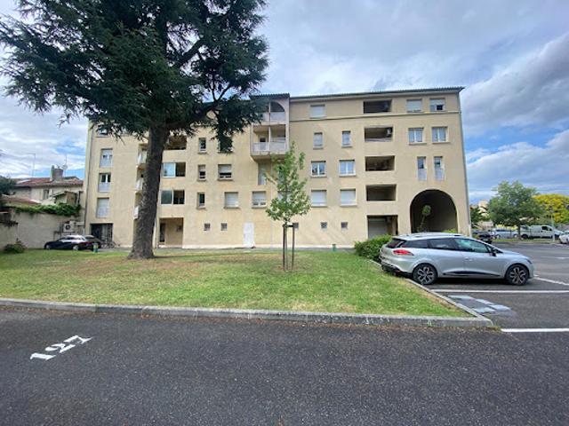 Location Appartement 4 pièces 95 m2 Castres