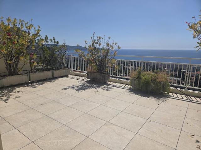 Location Appartement 4 pièces 95 m2 Nice