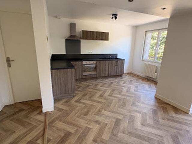 Location Appartement 4 pièces 95 m2 Pontivy