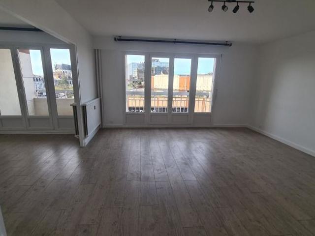 Location Appartement 4 Pièces 95 m²