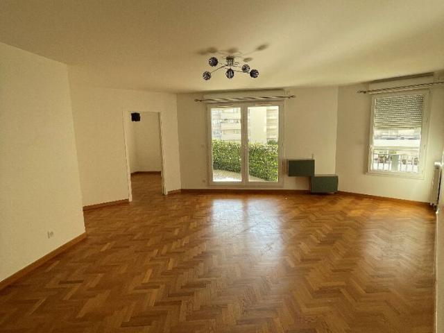 Location Appartement 4 pièces 95m²