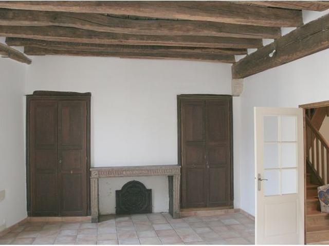 Location Appartement 4 pièces 95m² NEVERS 58000