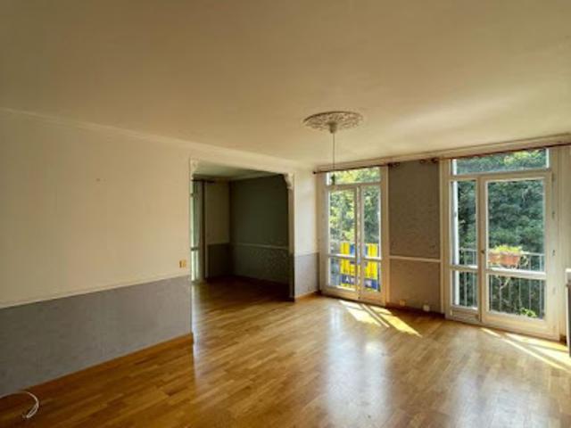 Location Appartement 4 pièces 96 m2 Ris Orangis