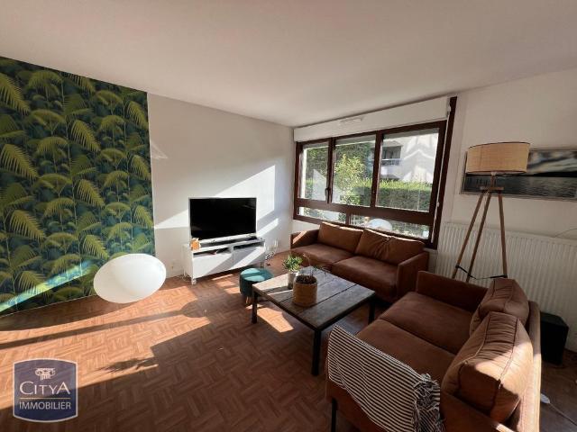 Location Appartement 4 pièces 96m² LE CHESNAY 78150