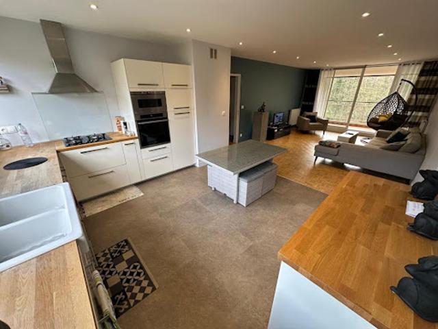 Location Appartement 4 pièces 98.12 m2 Vaux le Pénil